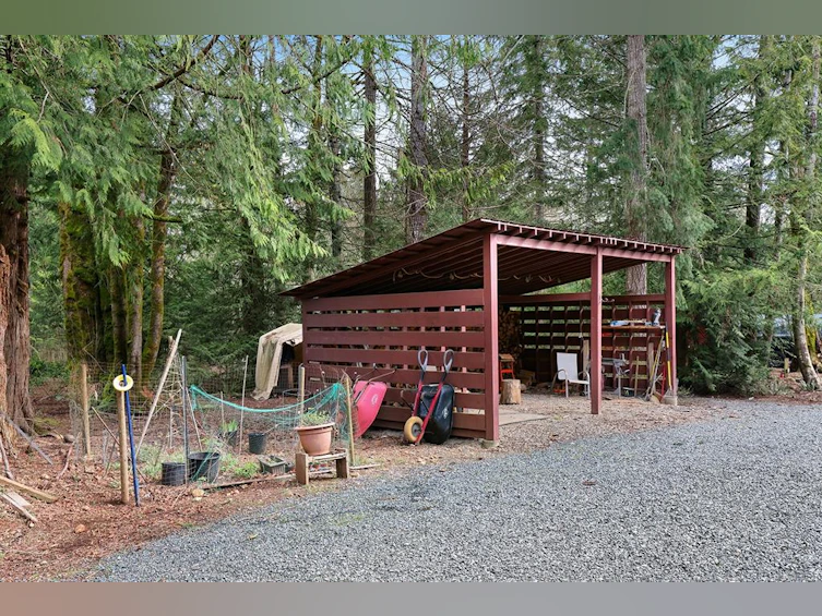 7889 Macartney Drive, Fanny Bay, BC, V0R 1W0 - 40
