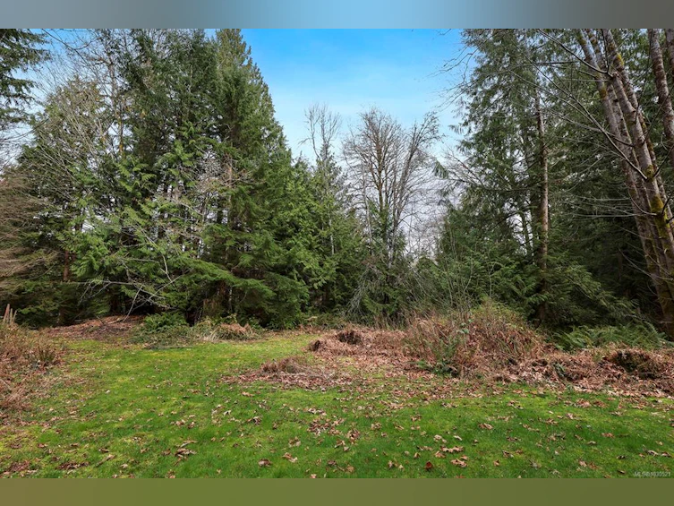7889 Macartney Drive, Fanny Bay, BC, V0R 1W0 - 39