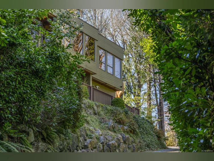 2340 Spring Road, Campbell River, BC, V9W 5K8 - 81