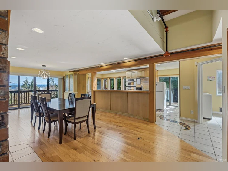 2340 Spring Road, Campbell River, BC, V9W 5K8 - 12