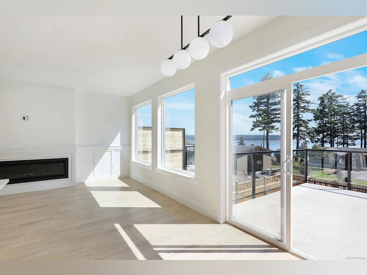 B-1369 Galerno Road, Campbell River, BC, V9W 1J8 - 16