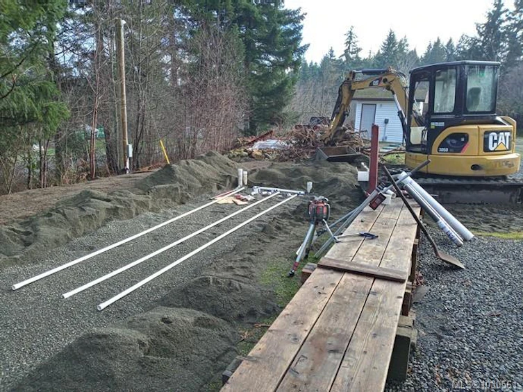 6593 Country Road, Union Bay, BC, V0W 1W0 - 37