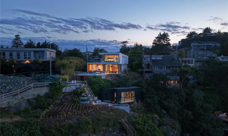 295 King George Terrace