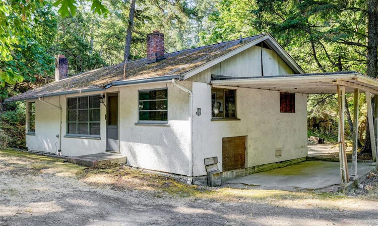 5142 West Saanich Road