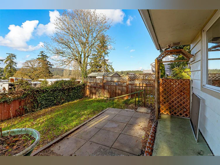4040 Holland Avenue, Saanich, BC, V8Z 5K1 - 42