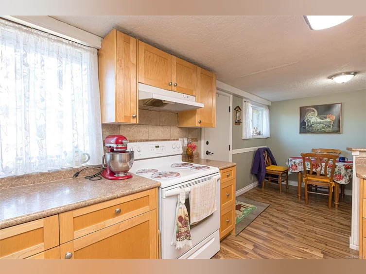 4040 Holland Avenue, Saanich, BC, V8Z 5K1 - 54
