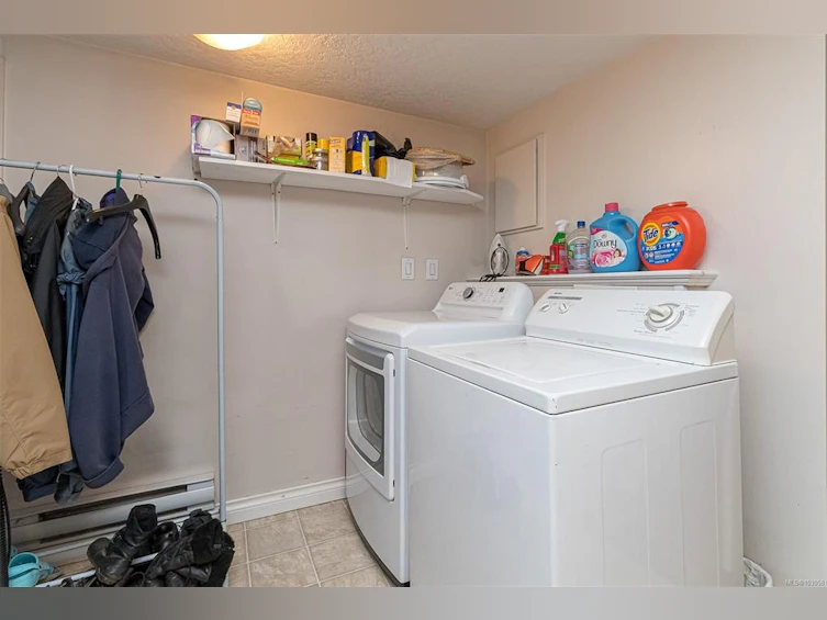 4040 Holland Avenue, Saanich, BC, V8Z 5K1 - 57