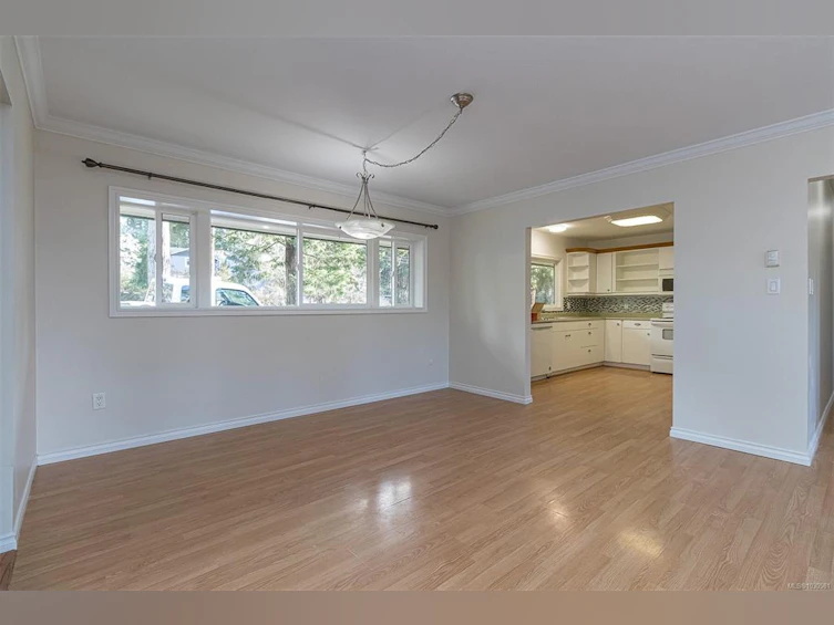 4040 Holland Avenue, Saanich, BC, V8Z 5K1 - 22
