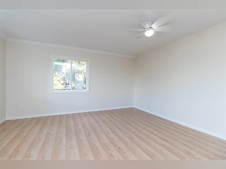 4040 Holland Avenue, Saanich, BC, V8Z 5K1 - 28