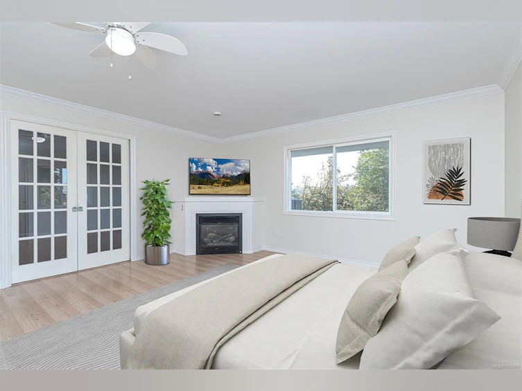 4040 Holland Avenue, Saanich, BC, V8Z 5K1 - 38
