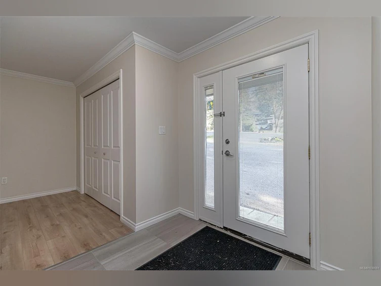 4040 Holland Avenue, Saanich, BC, V8Z 5K1 - 14