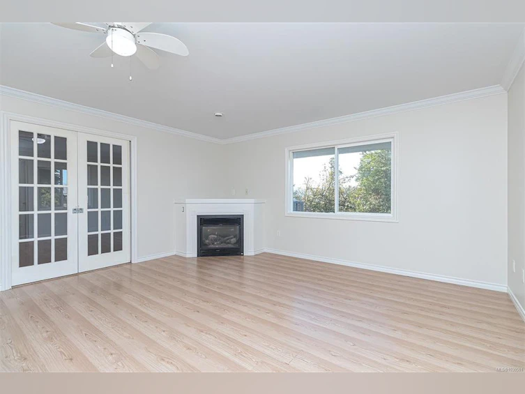 4040 Holland Avenue, Saanich, BC, V8Z 5K1 - 37
