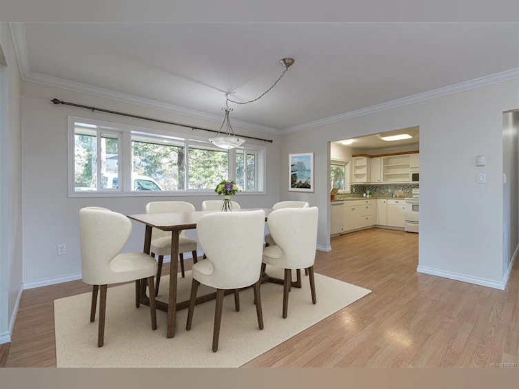 4040 Holland Avenue, Saanich, BC, V8Z 5K1 - 23