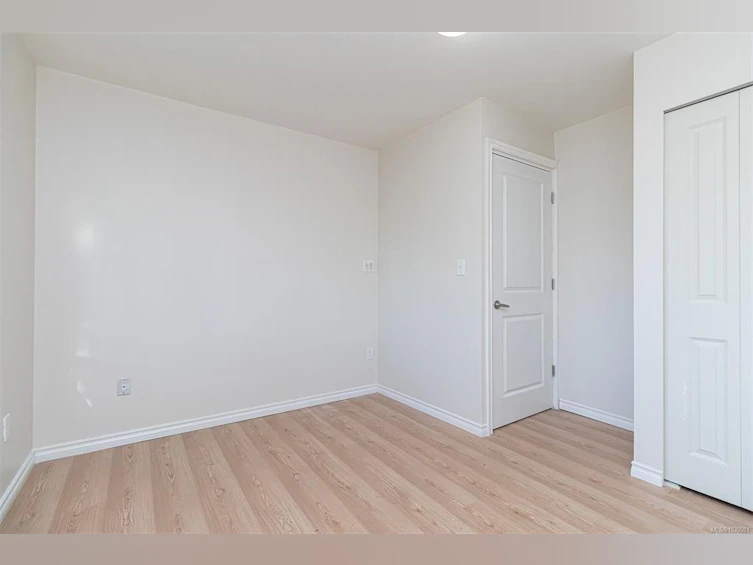 4040 Holland Avenue, Saanich, BC, V8Z 5K1 - 34