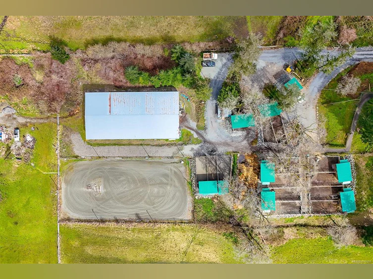 4040 Holland Avenue, Saanich, BC, V8Z 5K1 - 5