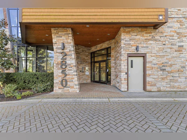 301-2850 Aldwynd Road, Langford, BC, V9B 3S7 - 6