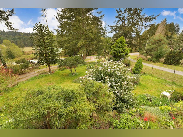 279 Wood Dale Drive, Mayne Island, BC, V0N 2J2 - 36