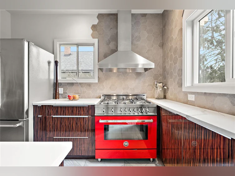 1753 Davie Street, Victoria, BC, V8R 4W5 - 11