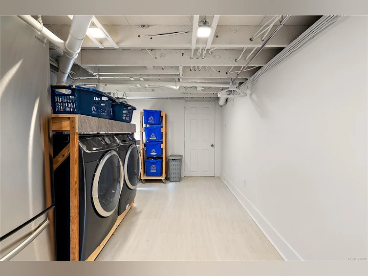 1753 Davie Street, Victoria, BC, V8R 4W5 - 23