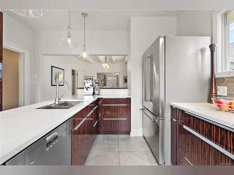 1753 Davie Street, Victoria, BC, V8R 4W5 - 9
