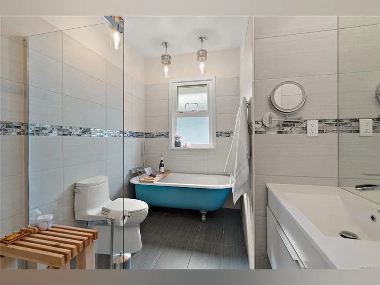 1753 Davie Street, Victoria, BC, V8R 4W5 - 18