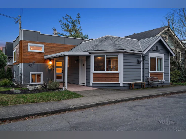 1779 Lillian Road, Victoria, BC, V8S 1L3 - 35