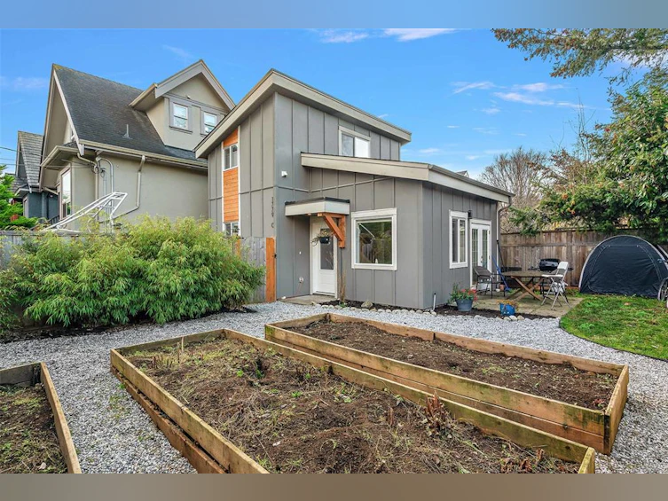 1779 Lillian Road, Victoria, BC, V8S 1L3 - 3