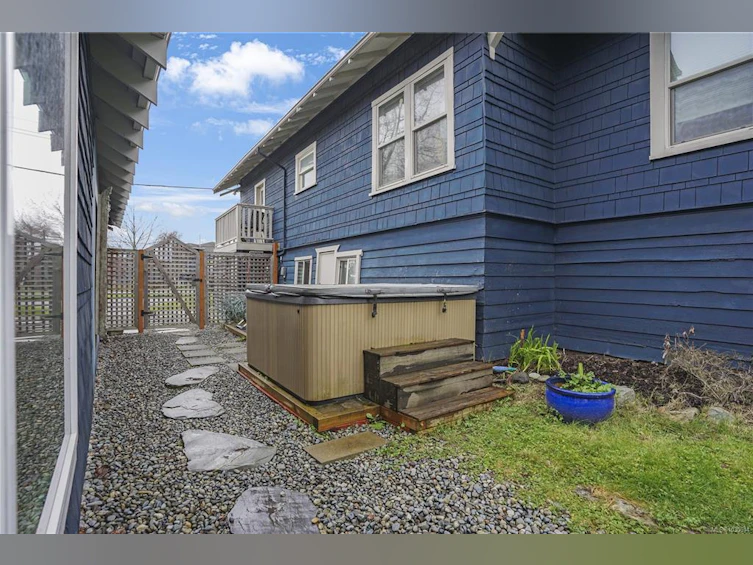 2064 Quimper Street, Oak Bay, BC, V8S 2H6 - 38