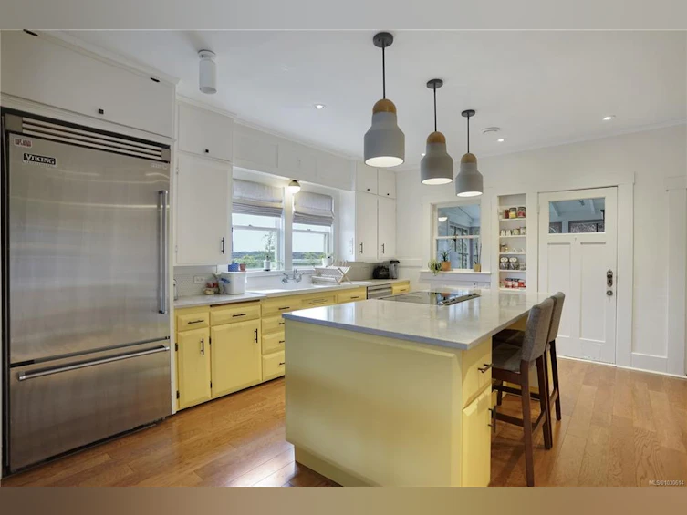 2064 Quimper Street, Oak Bay, BC, V8S 2H6 - 8