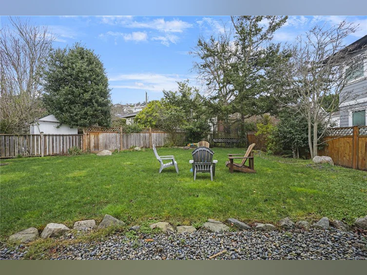 2064 Quimper Street, Oak Bay, BC, V8S 2H6 - 37