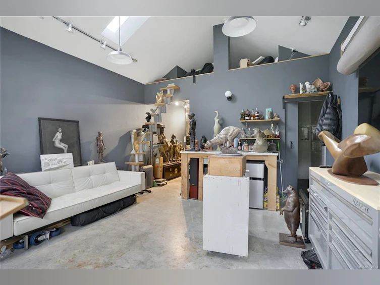 2064 Quimper Street, Oak Bay, BC, V8S 2H6 - 36