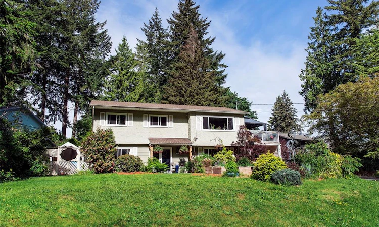4696 Gail Crescent