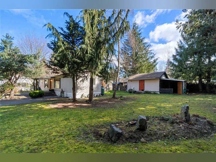 850 Carson Road, Hilliers, BC, V9K 1X8 - 26