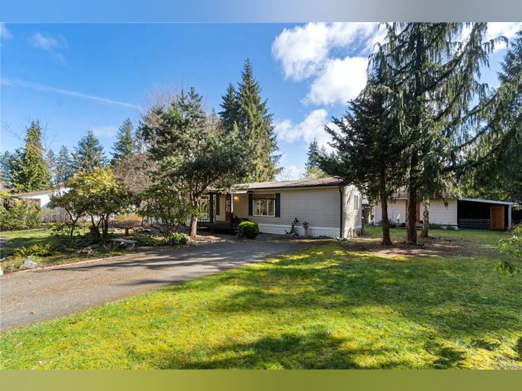 850 Carson Road, Hilliers, BC, V9K 1X8