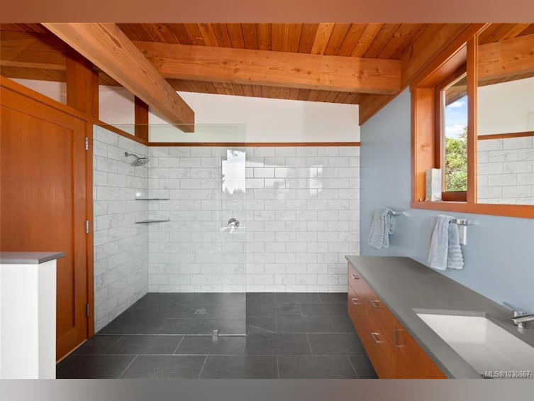 122 Jasper Road, Salt Spring Island, BC, V8K 2X8 - 16