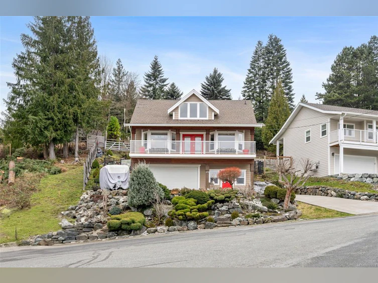 279 Castley Heights, Lake Cowichan, BC, V0R 2G0
