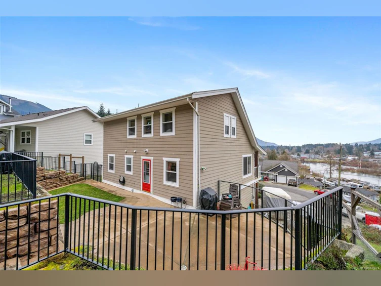 279 Castley Heights, Lake Cowichan, BC, V0R 2G0 - 3