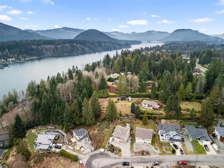 279 Castley Heights, Lake Cowichan, BC, V0R 2G0 - 39