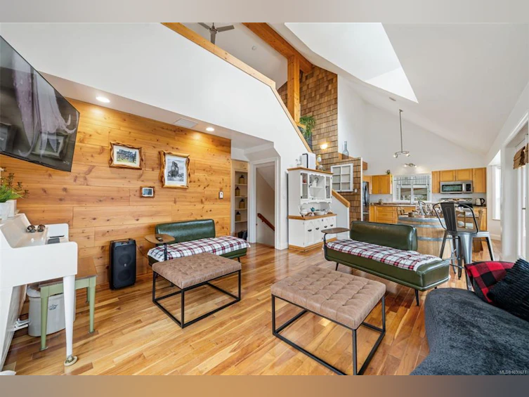 279 Castley Heights, Lake Cowichan, BC, V0R 2G0 - 4