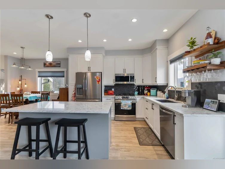 6903 Burr Drive, Sooke, BC, V9Z 0L1 - 14