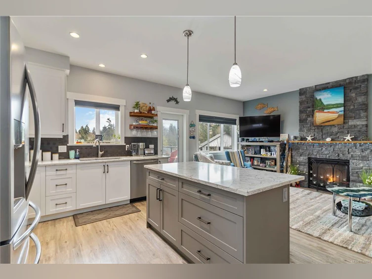 6903 Burr Drive, Sooke, BC, V9Z 0L1 - 12