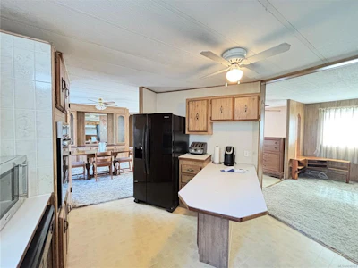 419 Golden Hinde Place - 4