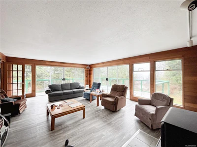 1068 Princess Victoria View - 3