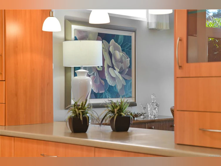 5392 Sayward Hill Crescent, Saanich, BC, V8Y 3H8 - 13