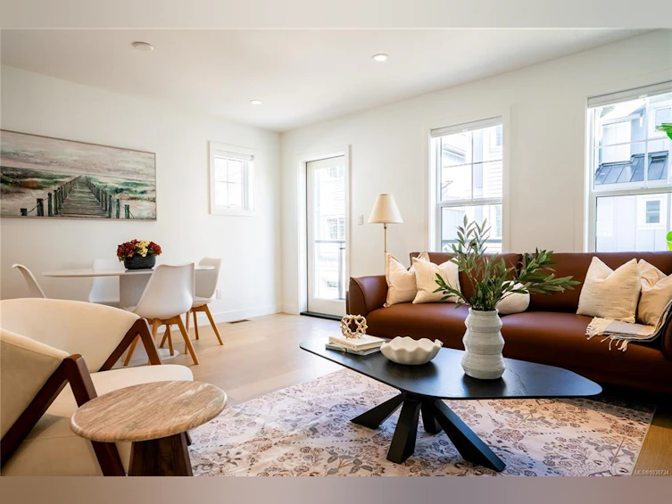 U3-3907 Cedar Hill Road, Saanich, BC, V8P 3Z8 - 4