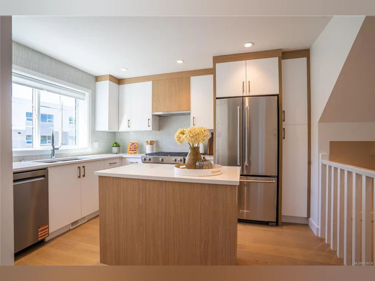 U3-3907 Cedar Hill Road, Saanich, BC, V8P 3Z8 - 10