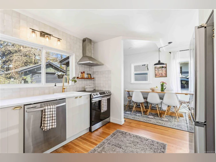 958 Tattersall Drive, Saanich, BC, V8W 2W9 - 18