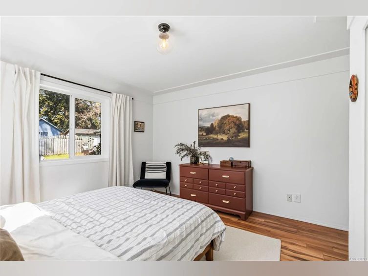 958 Tattersall Drive, Saanich, BC, V8W 2W9 - 32