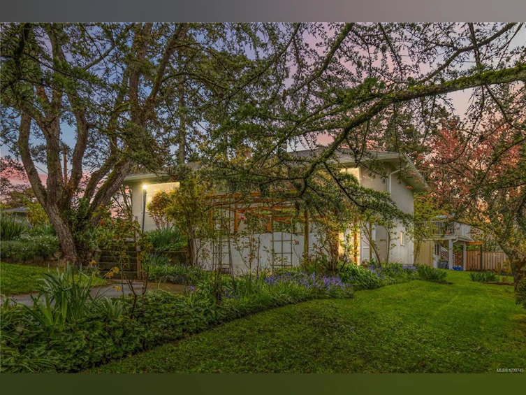 70 Kingham Place, View Royal, BC, V9B 1L8 - 42