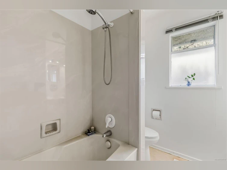 70 Kingham Place, View Royal, BC, V9B 1L8 - 27